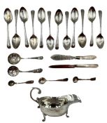 Set of six silver bead edge tea spoons Sheffield 1888/90
