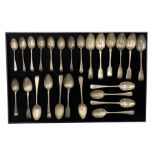 Set of six late Victorian silver tea spoons Sheffield 1896 Maker Walker & Hall