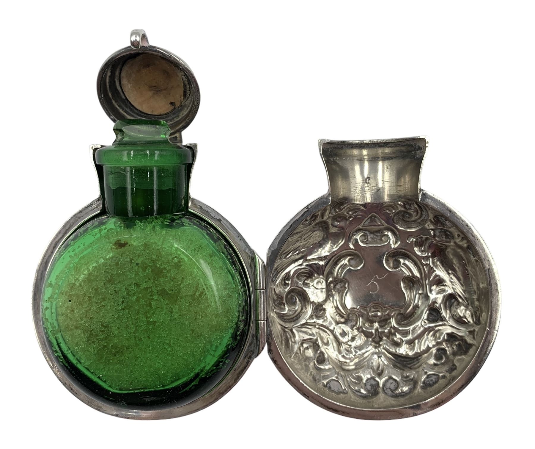 Late Victorian silver cased scent bottle - Image 3 of 3