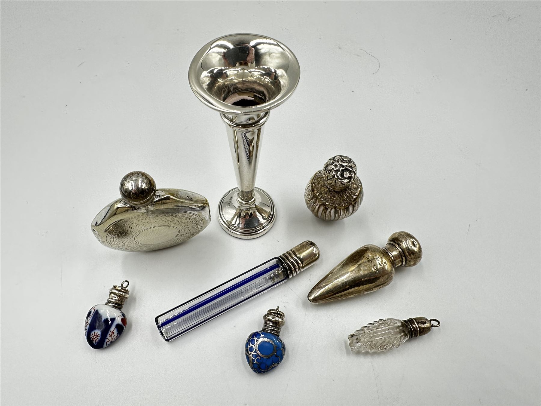 Miniature Edwardian ceramic and silver scent flask Birmingham 1902 - Image 2 of 2