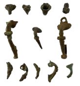 Roman British - two large Roman copper alloy trumpet brooches decorated with headstud