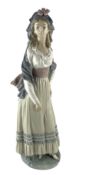 Lladro figure 'Goya Lady' No.5125 designed by Vicente Martinez