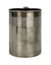 George III silver mug decorated with reeded bands and leaf capped scroll handle H12cm London 1796 m