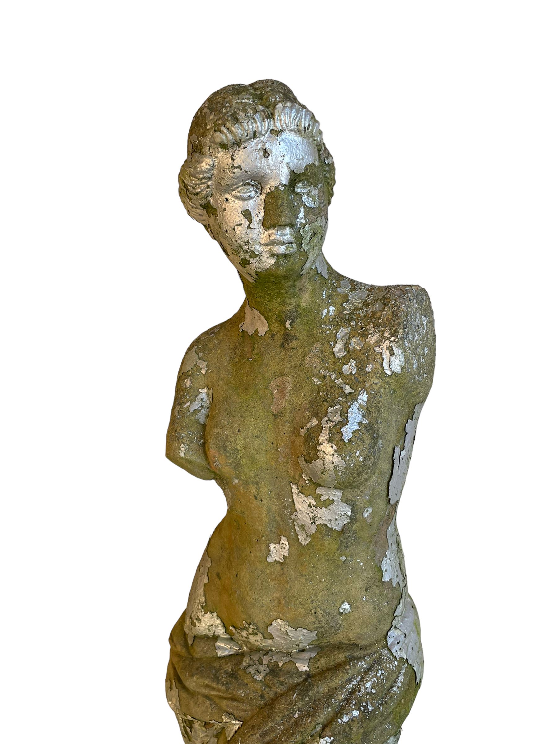 20th century cast stone two-piece garden figure in the form of Venus de Milo or Aphrodite of Melos - Image 13 of 13