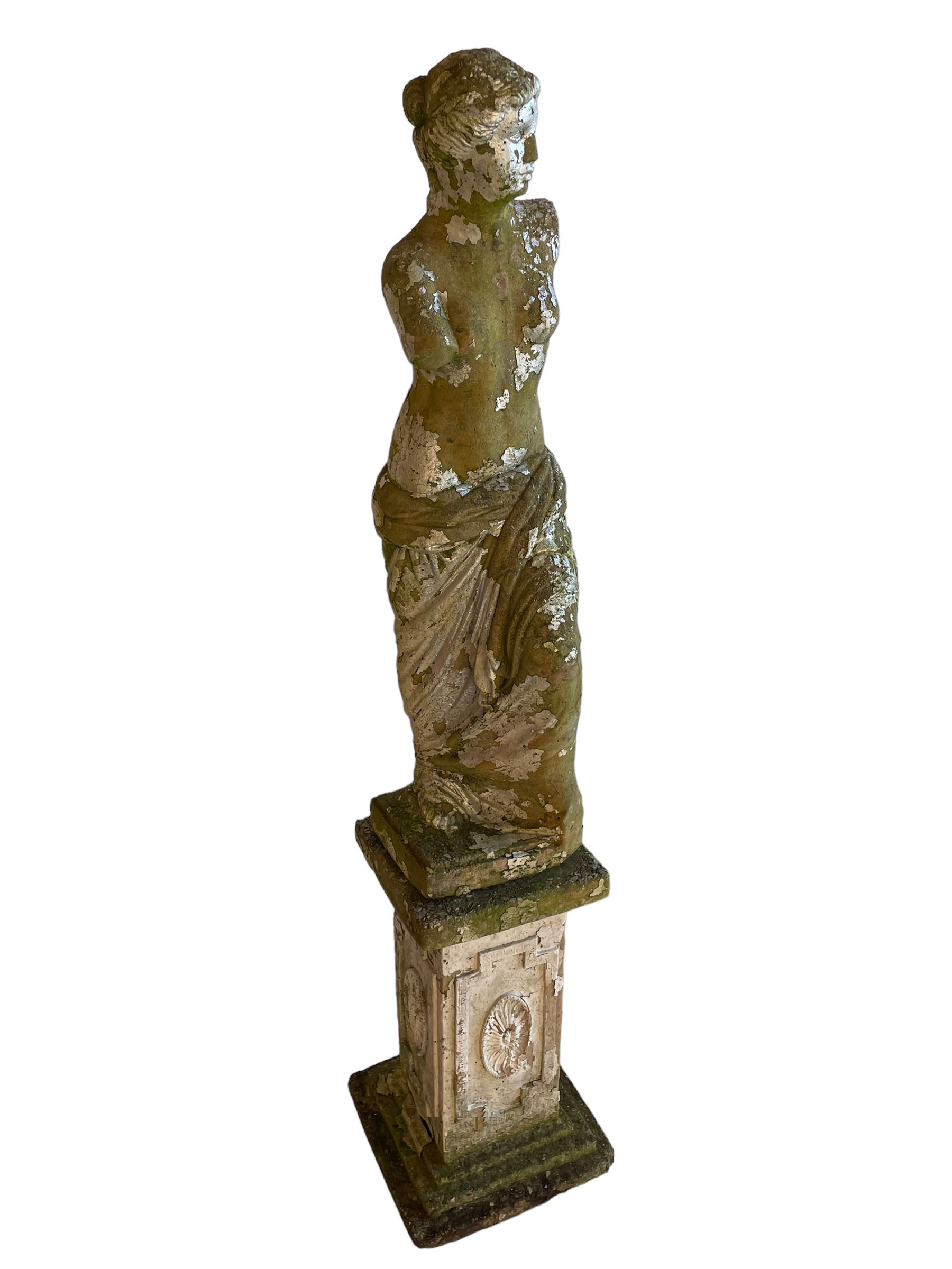 20th century cast stone two-piece garden figure in the form of Venus de Milo or Aphrodite of Melos - Image 8 of 13