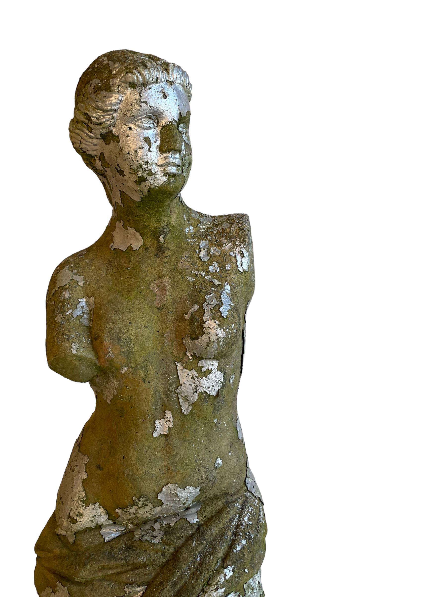 20th century cast stone two-piece garden figure in the form of Venus de Milo or Aphrodite of Melos - Image 3 of 13