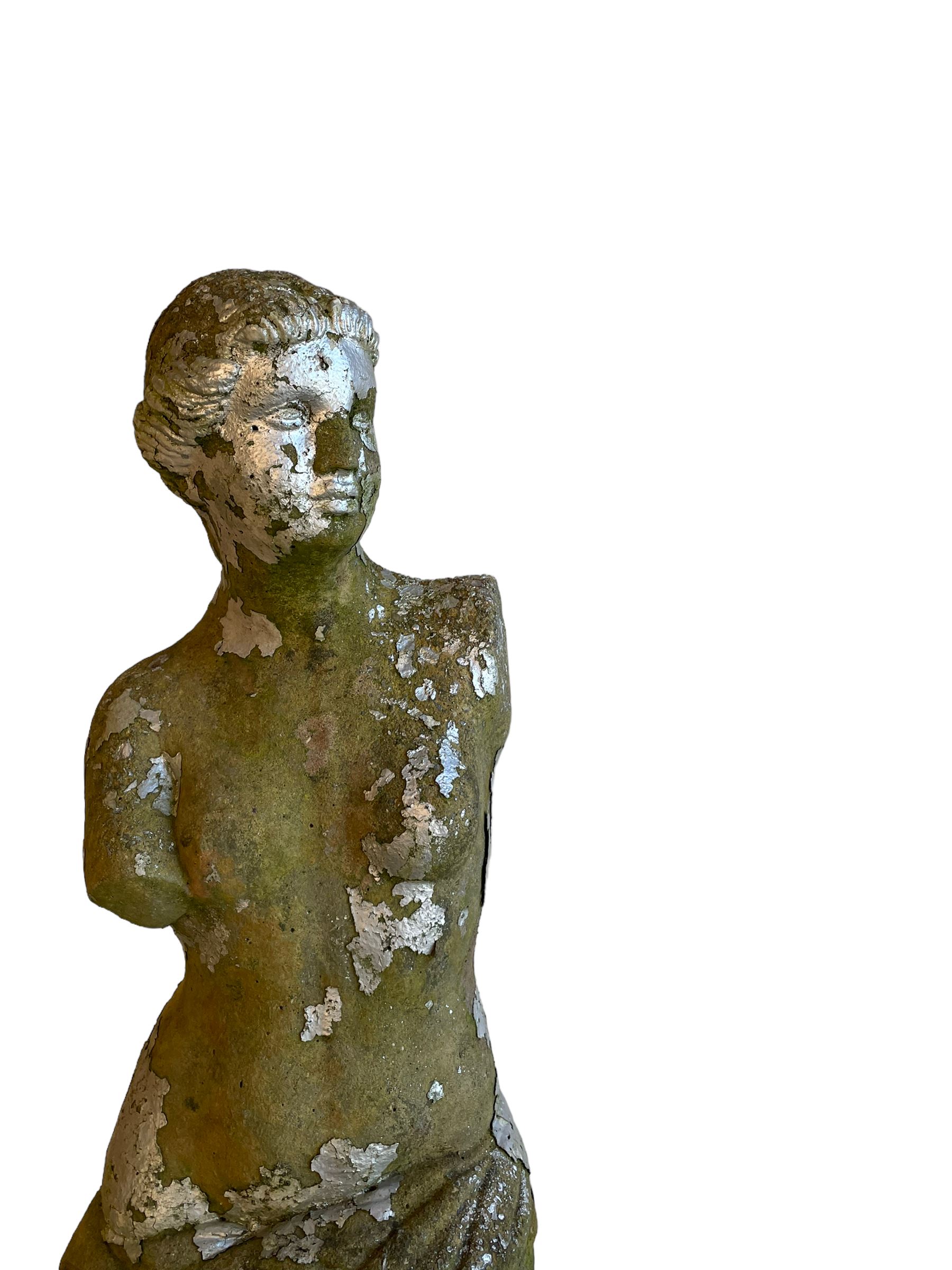 20th century cast stone two-piece garden figure in the form of Venus de Milo or Aphrodite of Melos - Image 2 of 13