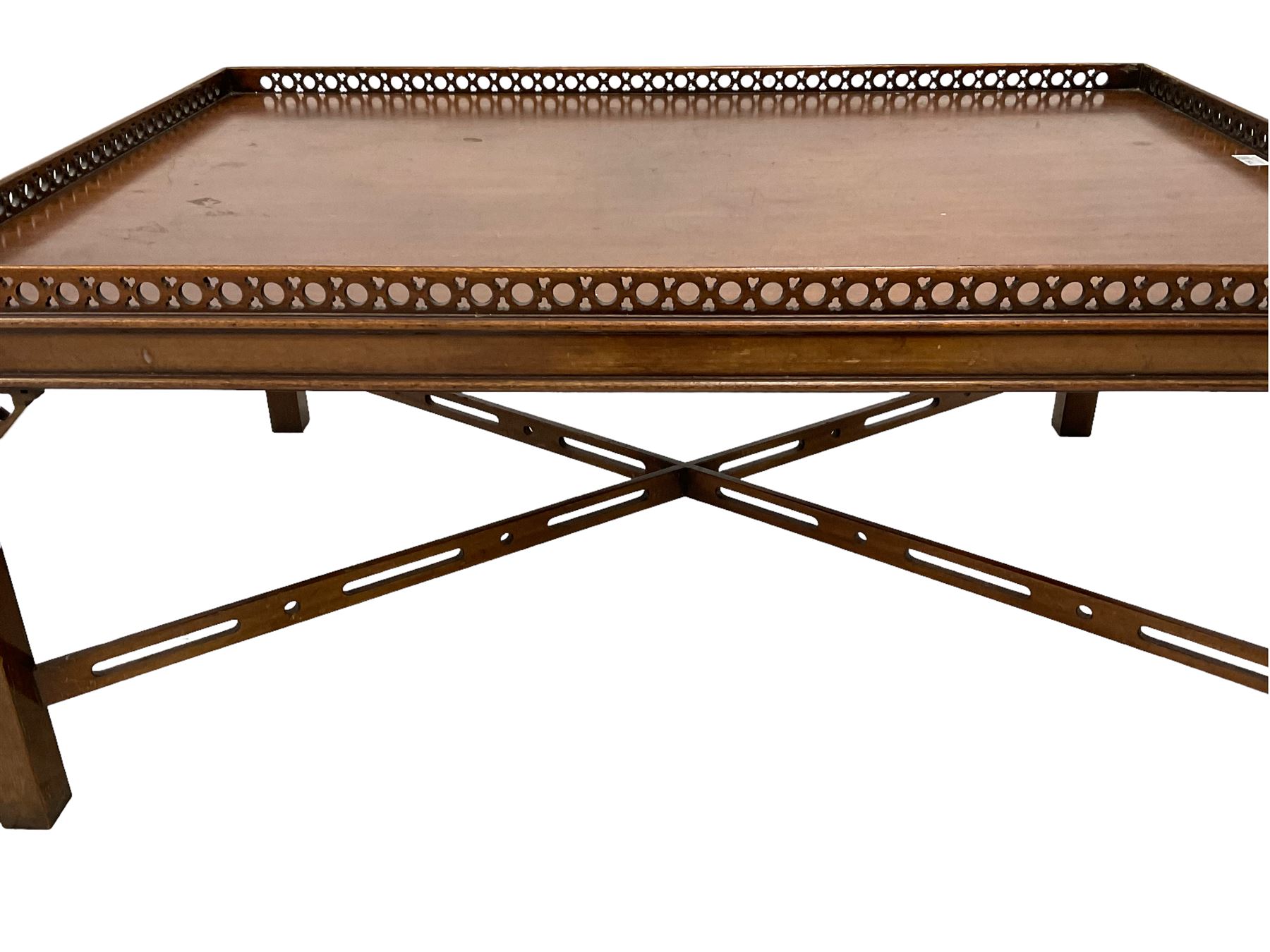 Chippendale design mahogany coffee table - Image 2 of 4