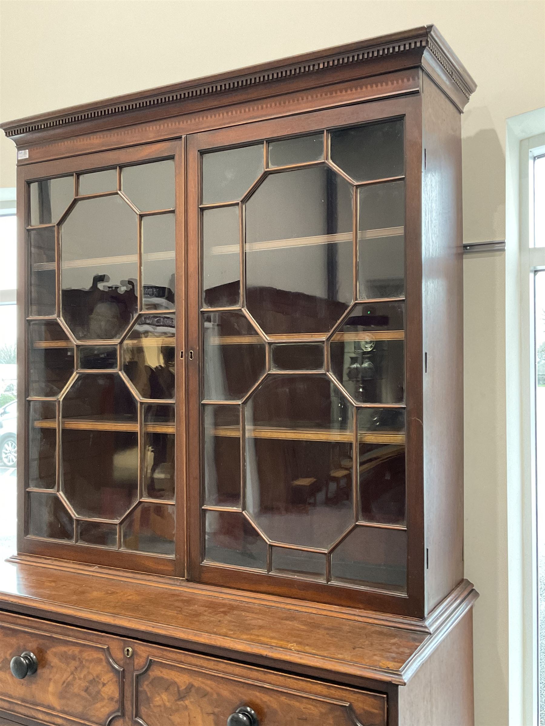 George III Gillows design mahogany secretaire bookcase - Image 5 of 7