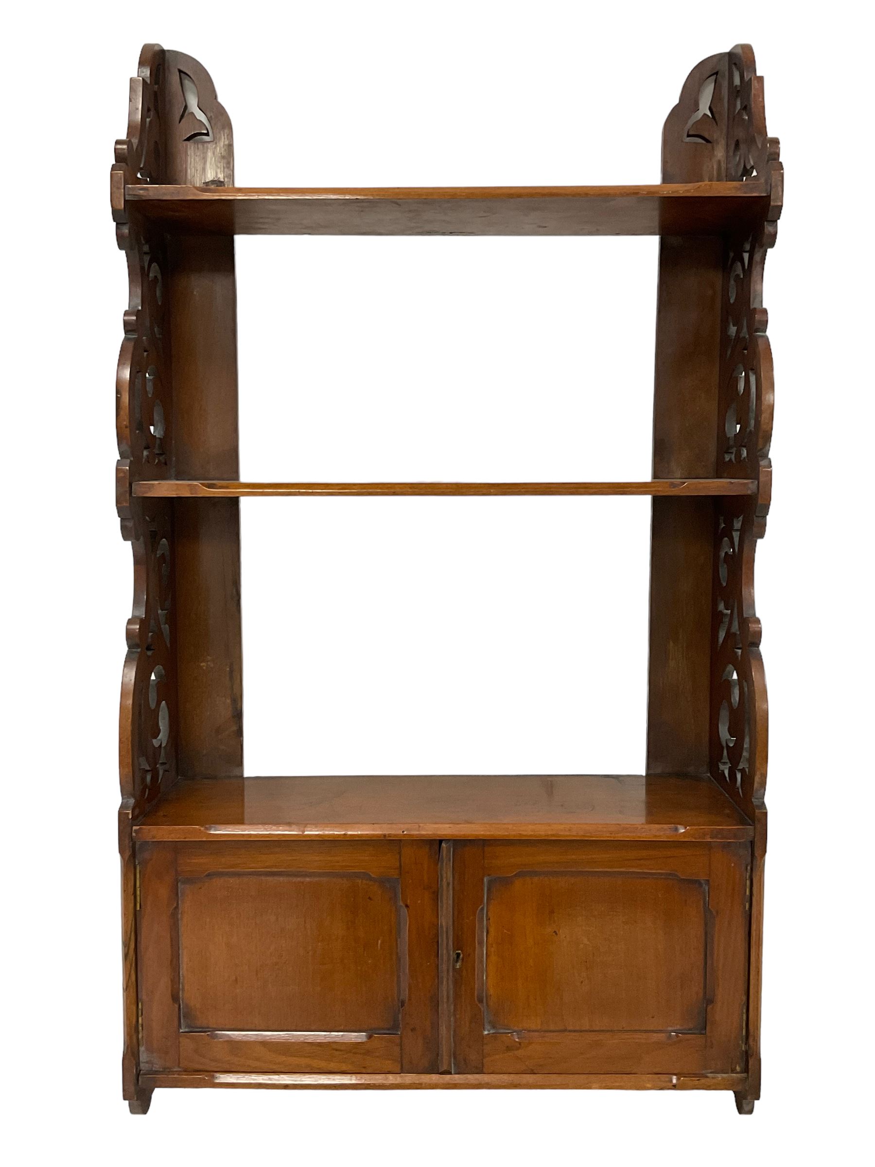 Late 19th century walnut wall hanging bookcase - Image 3 of 4