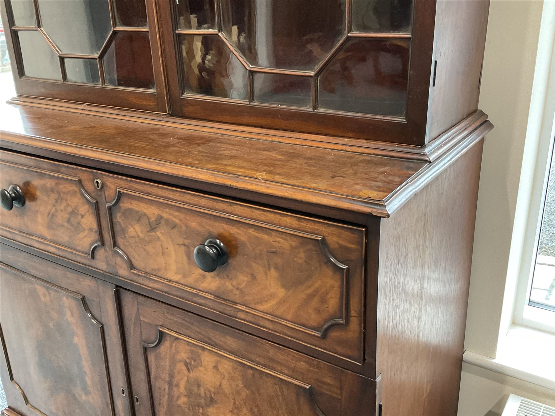 George III Gillows design mahogany secretaire bookcase - Image 4 of 7