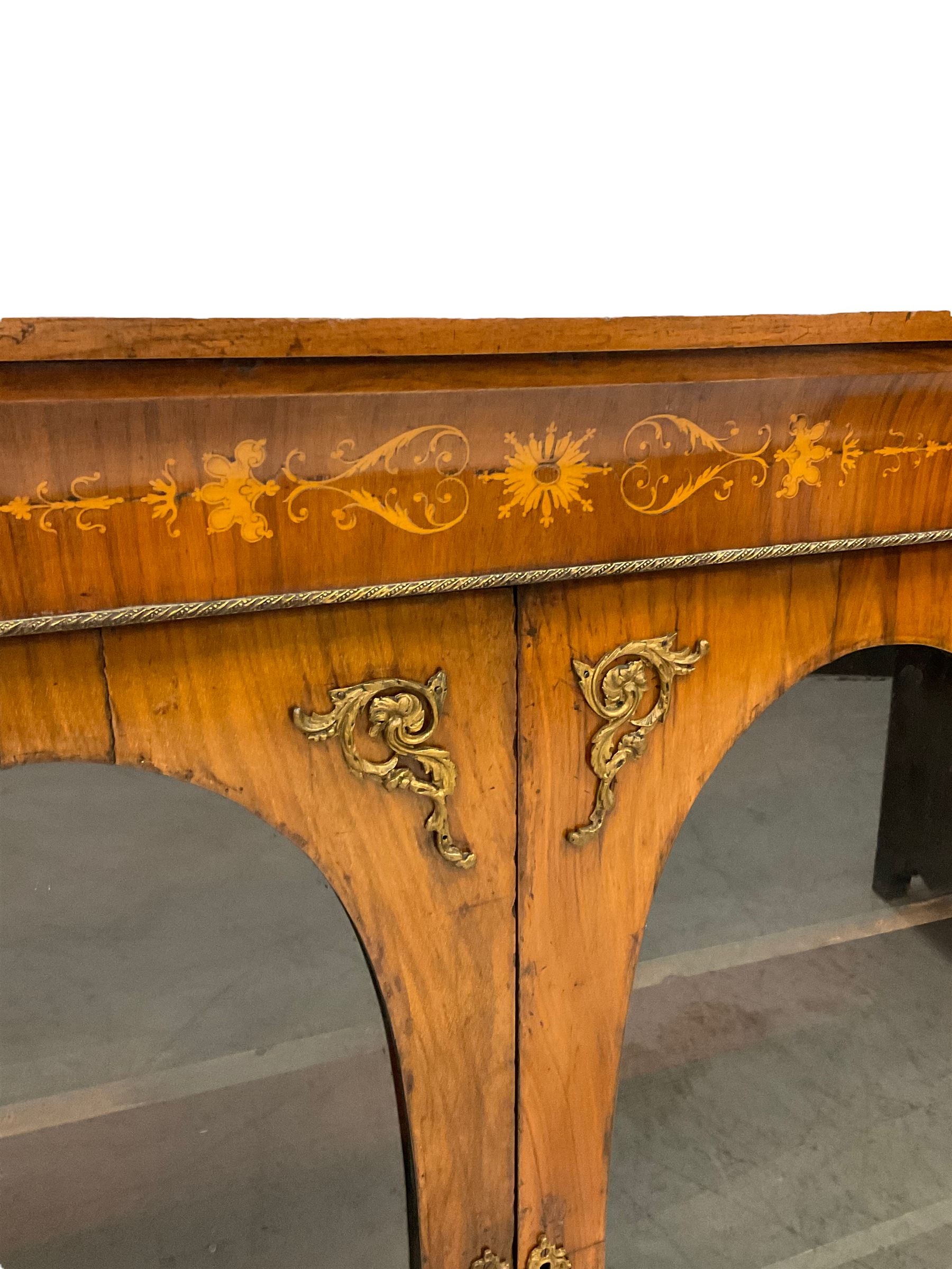 19th century walnut display cabinet - Image 4 of 4