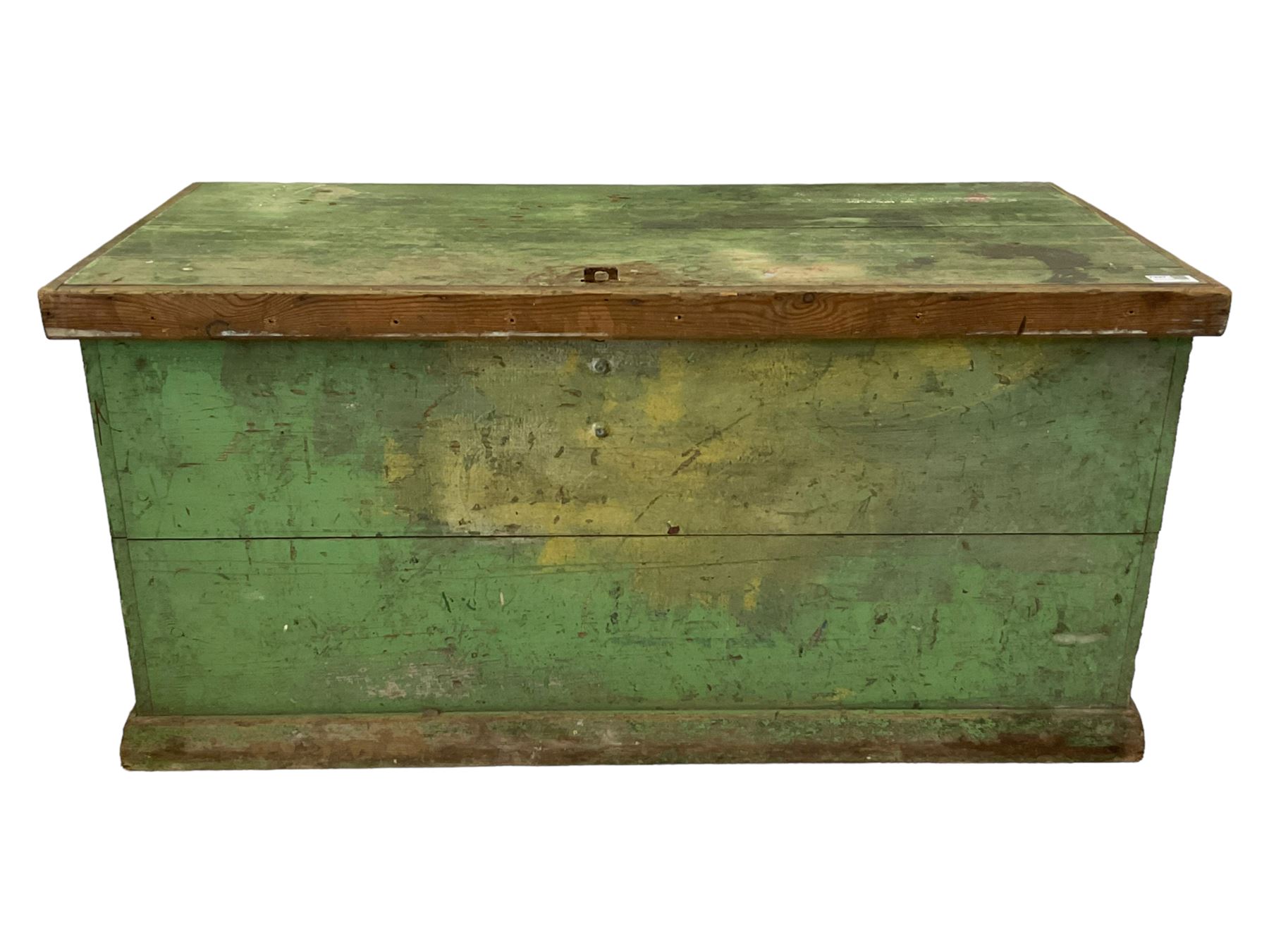 19th century green painted pine tool chest. the hinged lid enclosing tray with compartments - Image 5 of 5