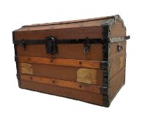 Early 20th century travelling trunk