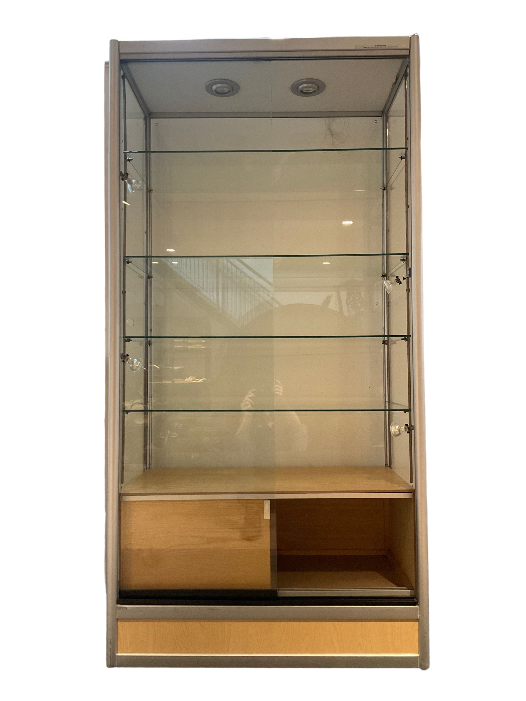 Tall display cabinet - Image 2 of 4