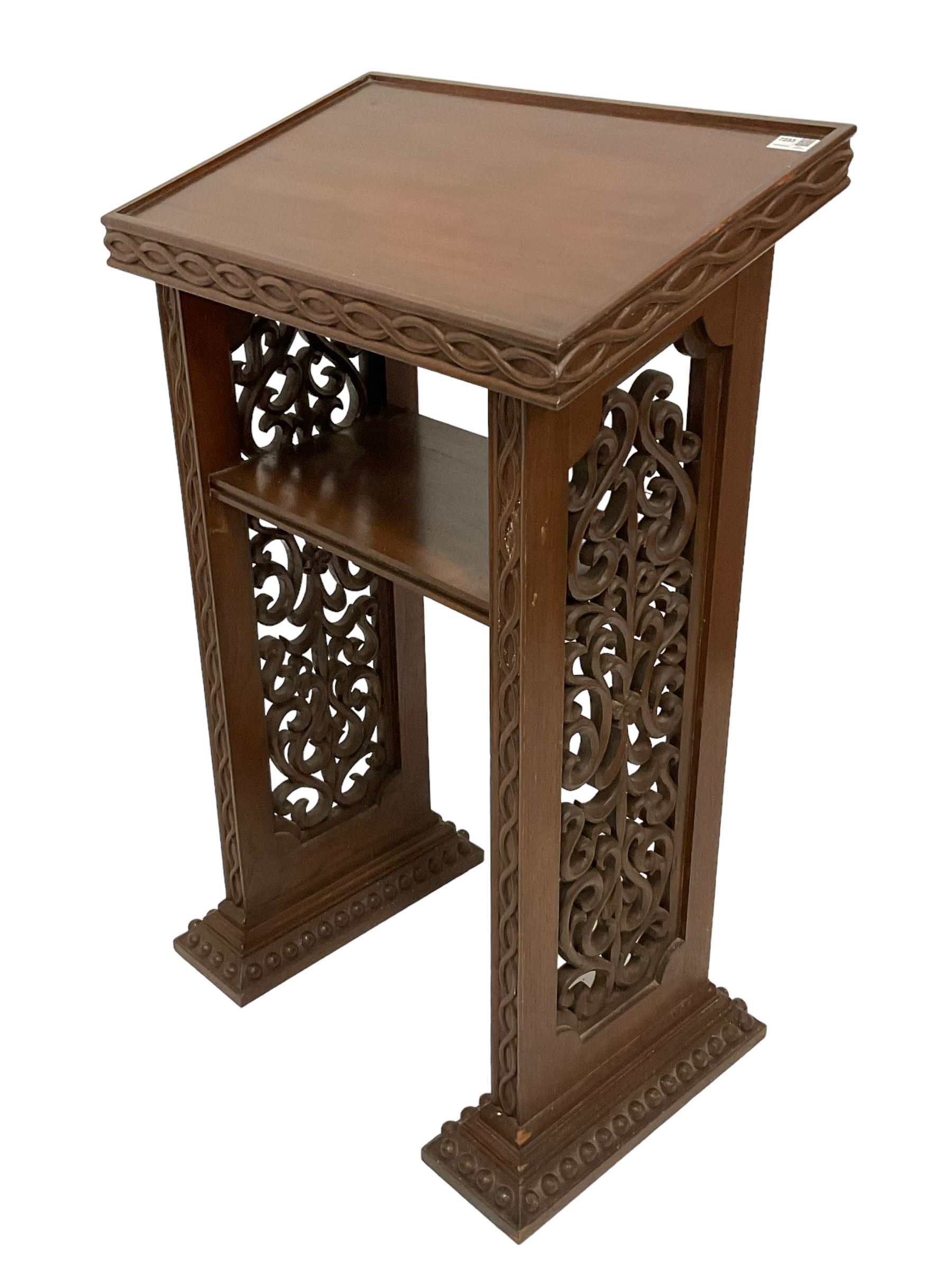 19th century walnut lectern - Image 5 of 7