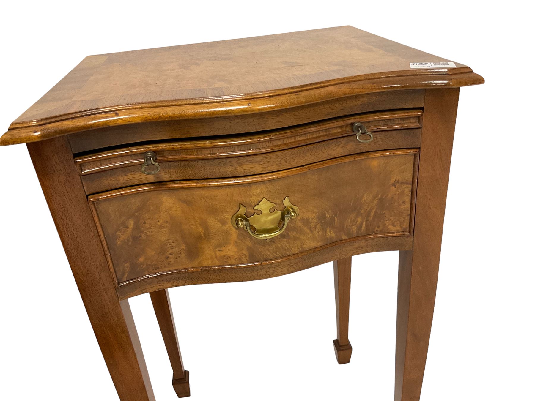 George III design figured walnut dressing table - Image 5 of 8