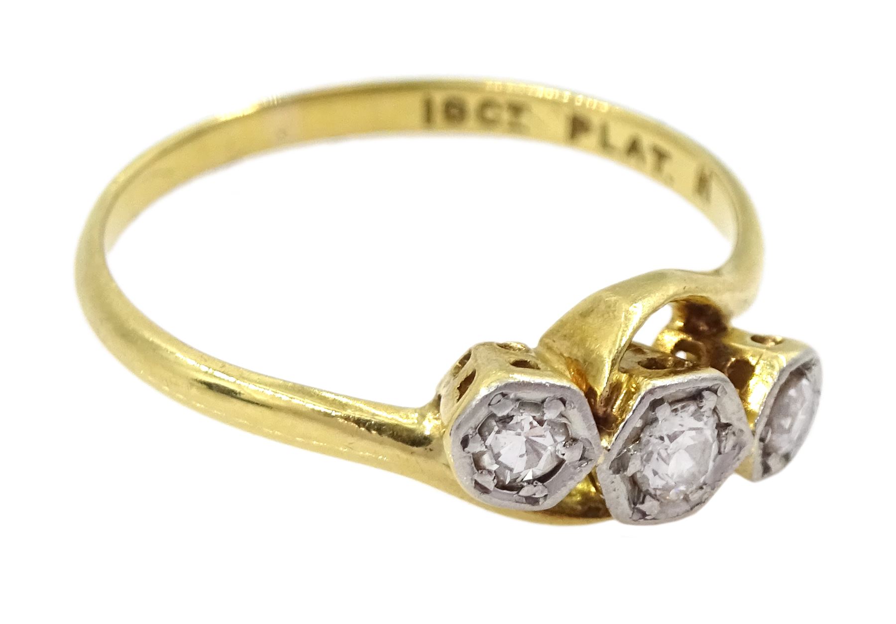 Early 20th century three stone old cut diamond crossover ring - Image 3 of 4