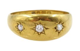 Early 20th century 18ct gold gypsy set three stone old cut diamond ring