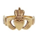 9ct gold Claddagh ring