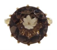 9ct gold single stone smokey quartz ring