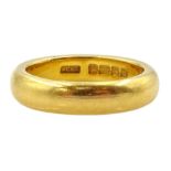 22ct gold wedding band