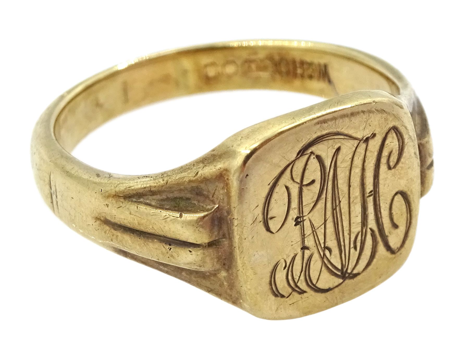 9ct gold signet ring with engraved initials 'RHN' - Image 3 of 4