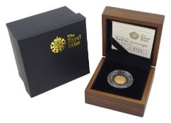 Queen Elizabeth II 2009 gold proof quarter sovereign coin
