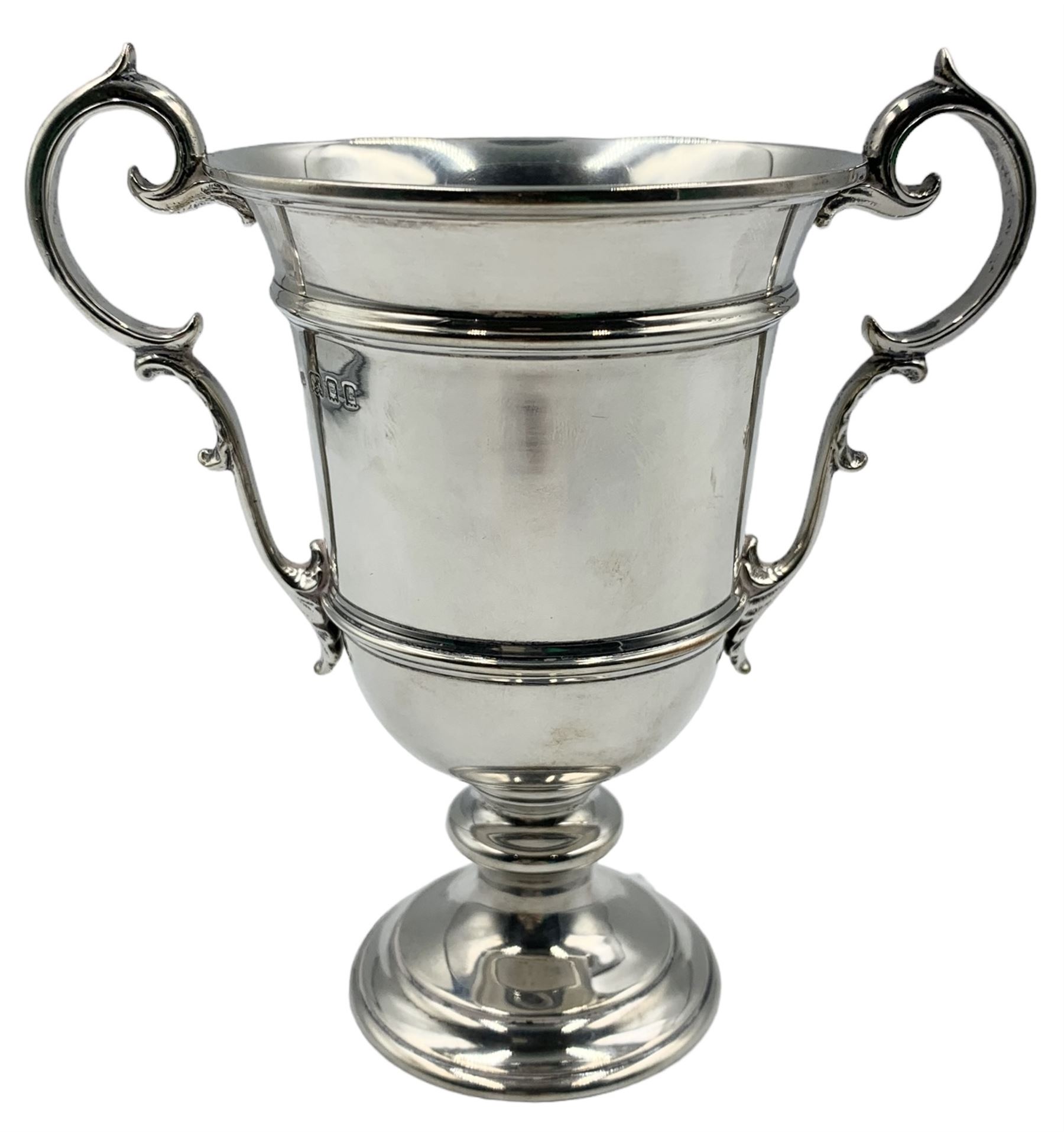 George V silver twin handled trophy with inscription 'Landale Challenge Cup - Image 2 of 6