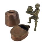 19th century French bronze candlestick in the form of a monkey holding a tray H16cm