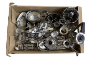 Quantity of assorted plated ware including cutlery