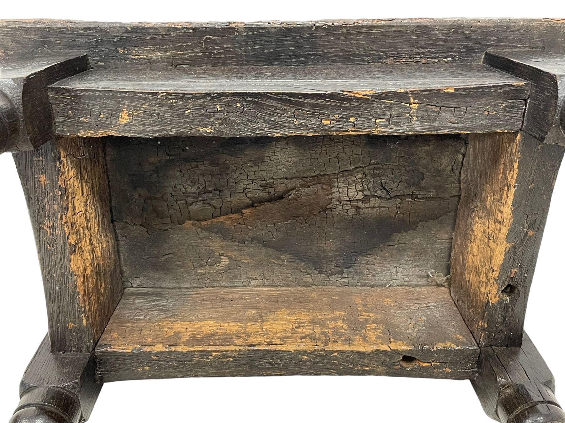 17th century oak joint coffin stool - Image 5 of 8