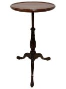 Georgian III design mahogany tripod wine table