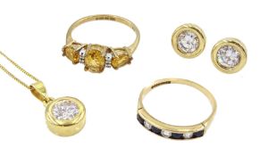 9ct gold jewellery including seven stone sapphire and diamond ring