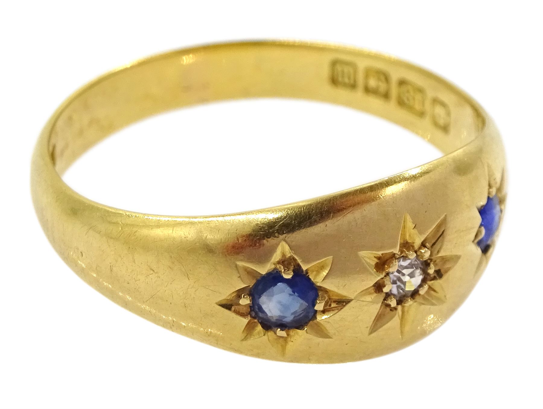 Edwardian 18ct gold gypsy set three stone sapphire and diamond ring - Image 3 of 4