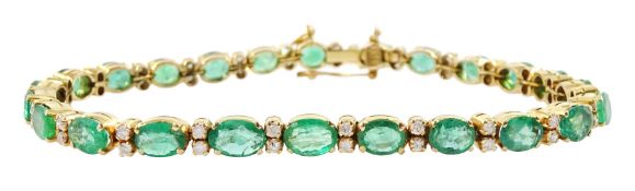 18ct gold oval cut emerald and round brilliant cut diamond bracelet