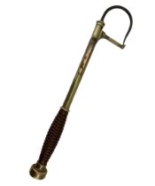 Hardy's of Alnwick brass telescopic gaff with turned wooden handle and brass pommel