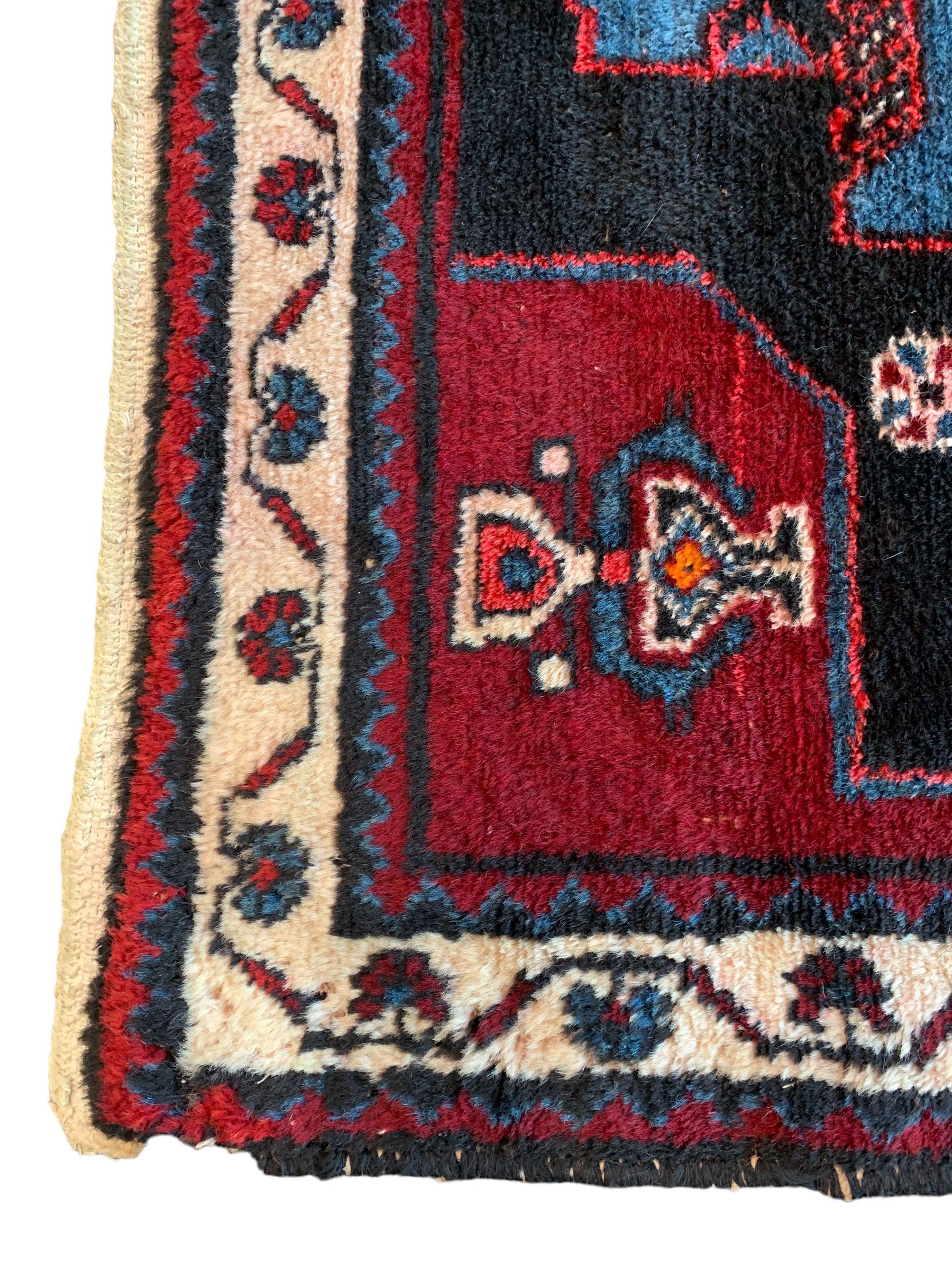 Persian Tuyserkan crimson ground rug - Image 2 of 7