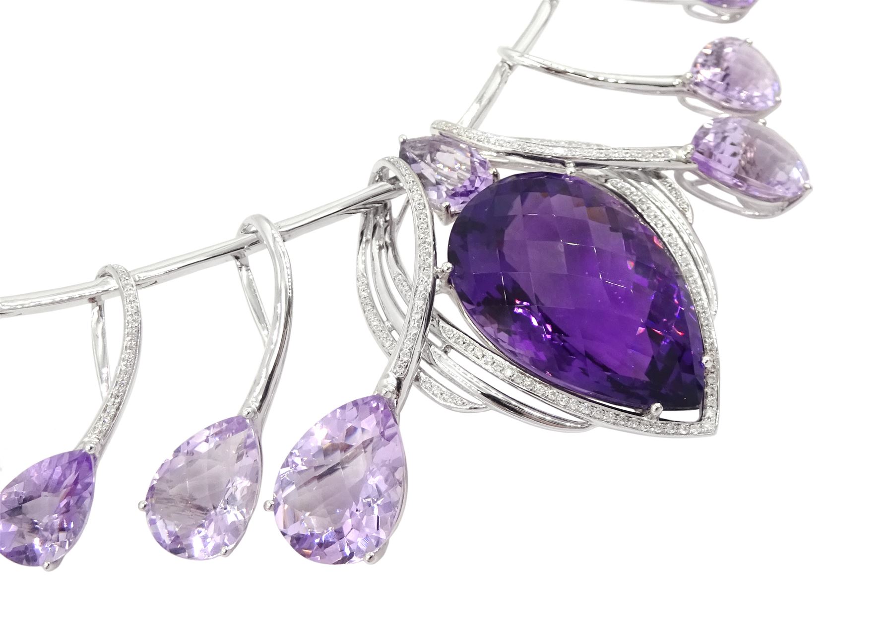 18ct white gold amethyst and diamond suite - Image 6 of 15