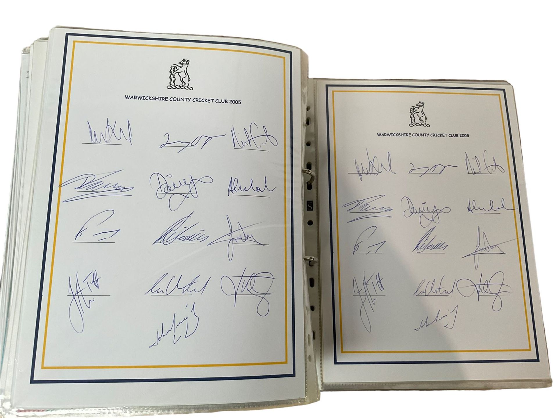 County Cricket - various autographs and signatures including Allan Lamb - Image 8 of 10