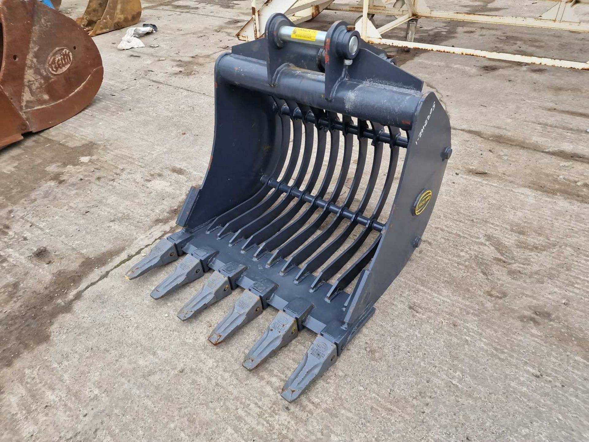 Unused Strickland 36" Skeleton Bucket 50mm Pin to suit 6-8 Ton Excavator (Pin Centre 36cm, Dipper Wi