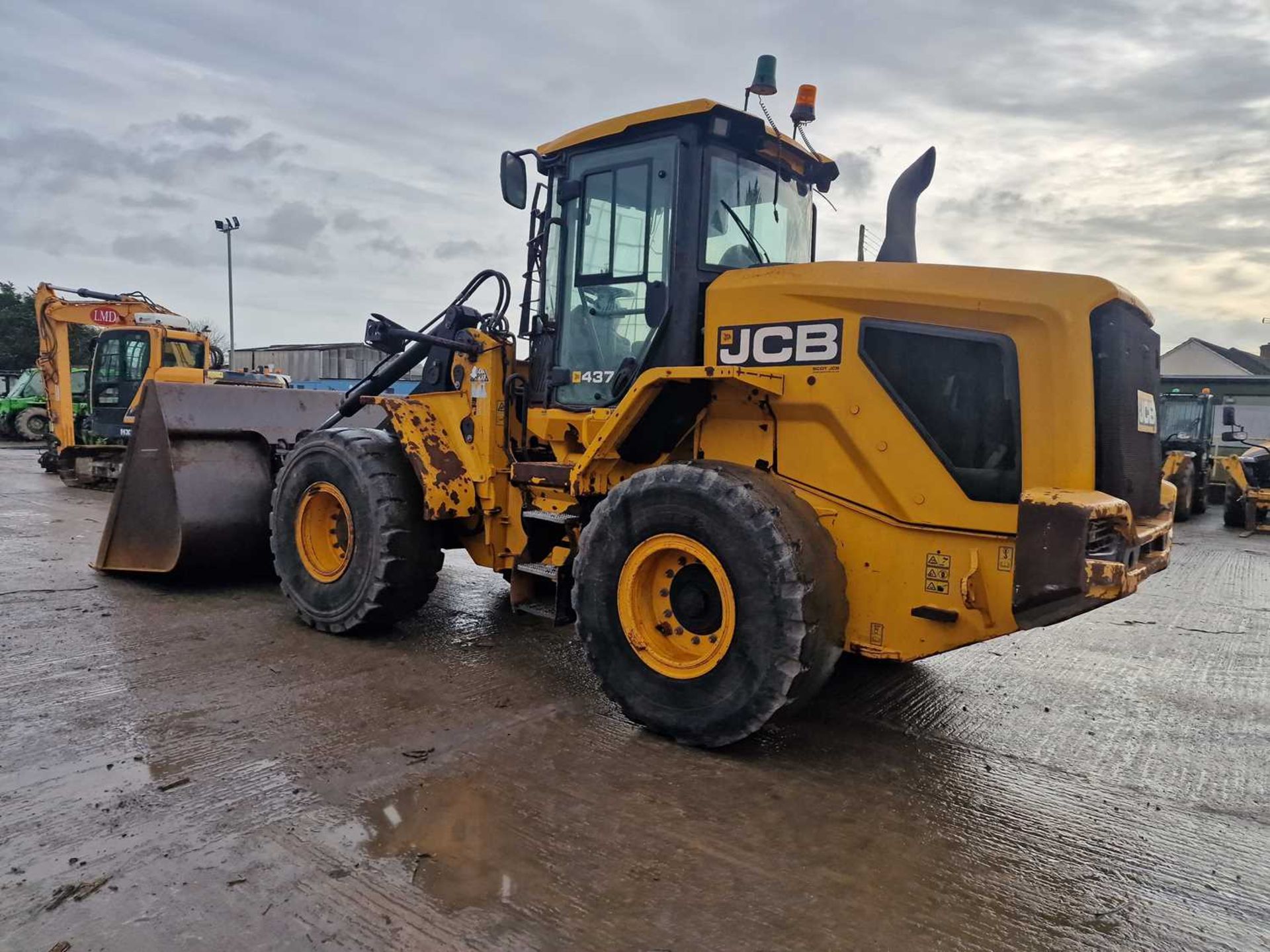 2017 JCB 437 Wheeled Loader, High Tip Bucket, High Lift Boom, QH, Reverse Camera, A/C - Image 3 of 27