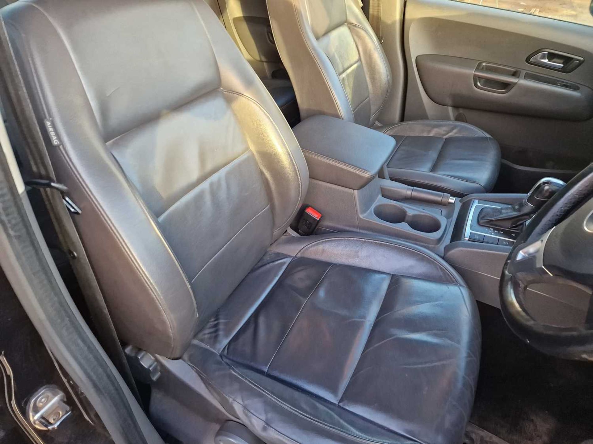 2018 VW Amarok TDI Bluemotion 4WD Crew Cab Pick Up, Auto, Sat Nav, Parking Sensors, Full Leather, He - Image 18 of 23
