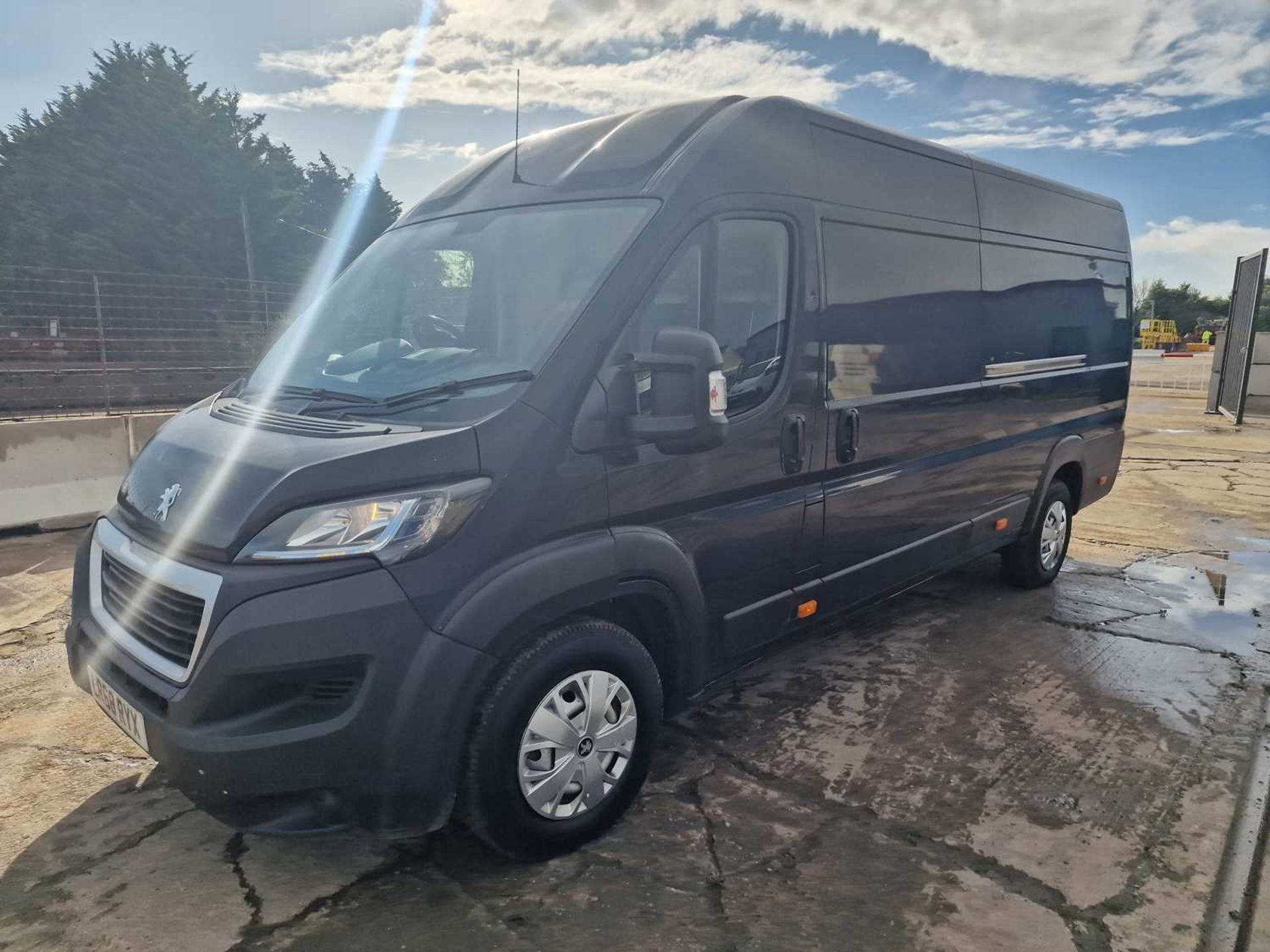 Peugeot Boxer 6 Speed Van, Side Door, Cruise Control, Bluetooth, A/C (Reg. Docs. Available, Tested 1