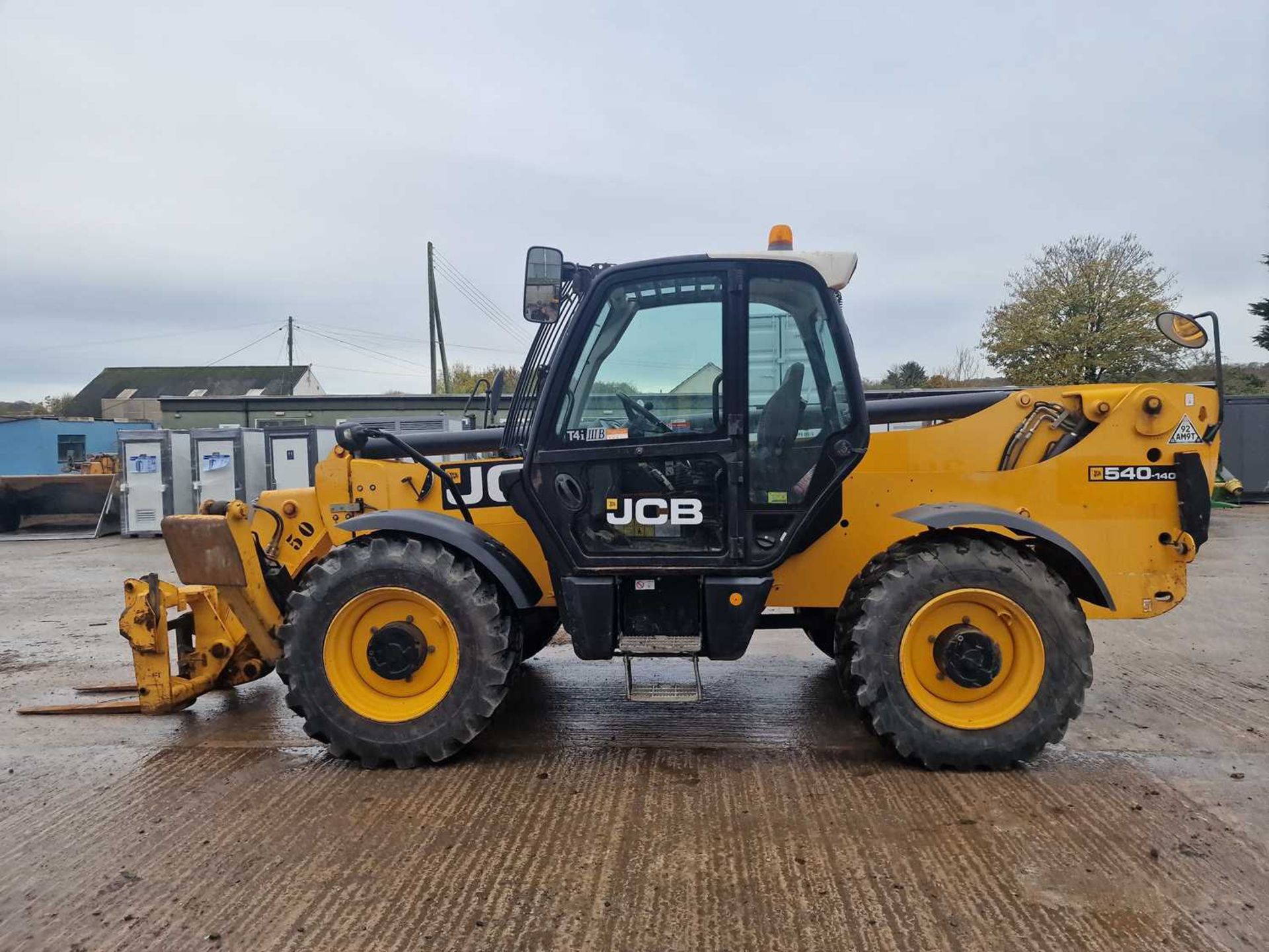 2015 JCB 540-140 Turbo Powershift Telehandler, Sway, Reverse Camera, WLI, Forks (EPA Compliant) - Image 2 of 72