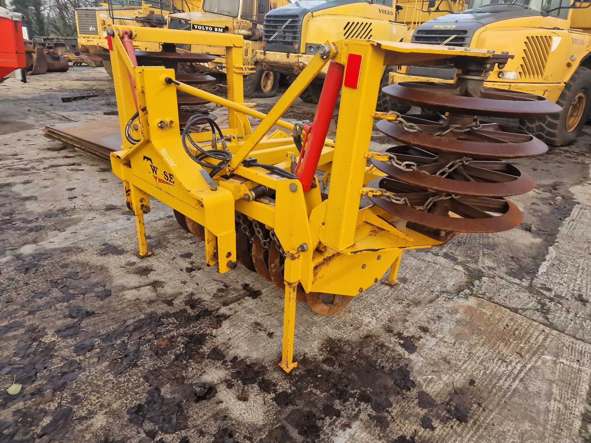 Twose Hydraulic Folding Front Press to suit 3 Point Linkage