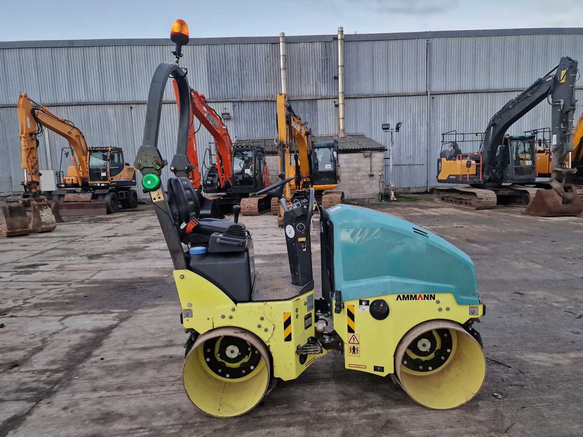 2015 Ammann ARX12 Double Drum Vibrating Roller, Roll Bar - Image 5 of 17