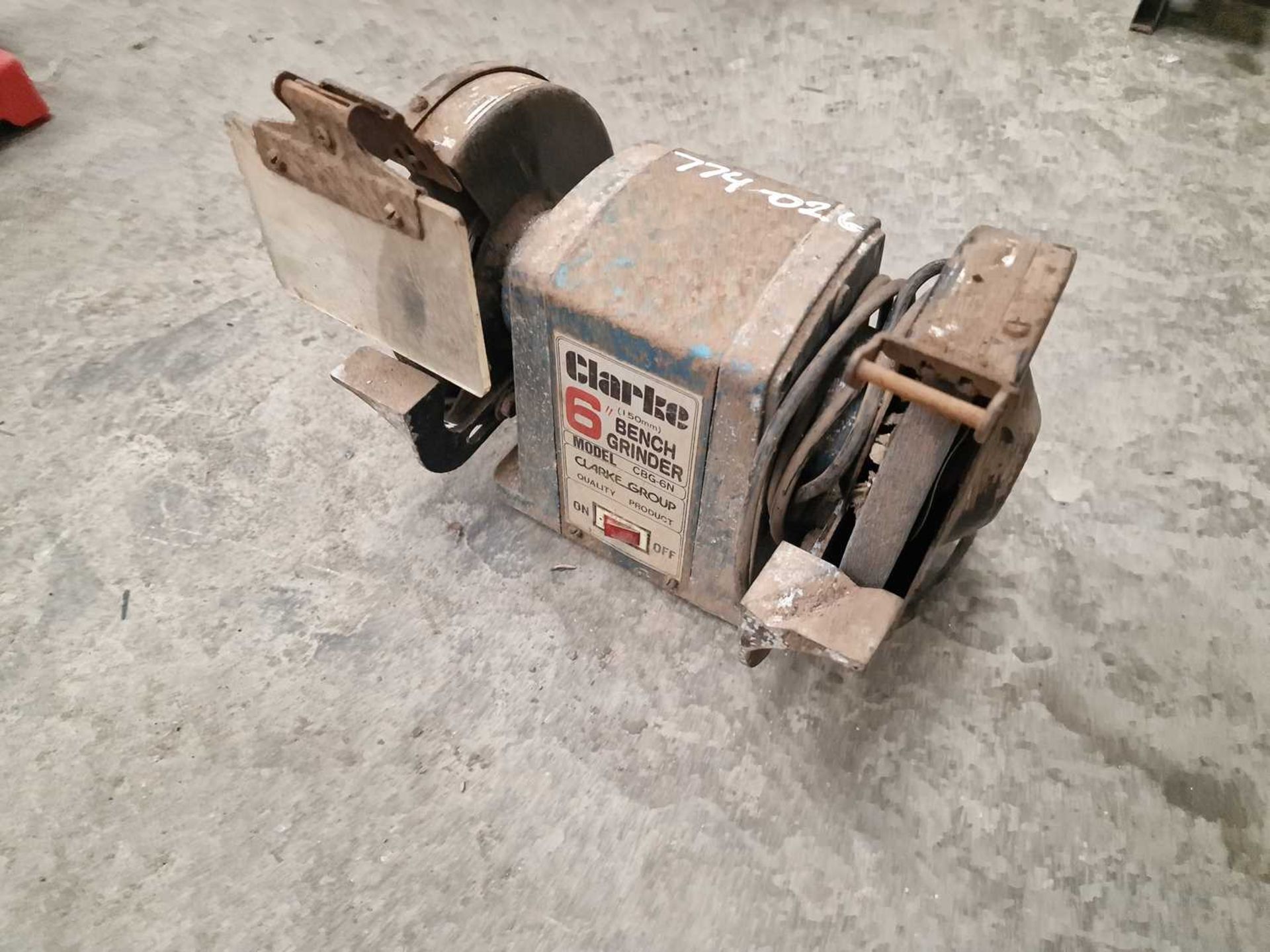 Clarke 240Volt Bench Grinder