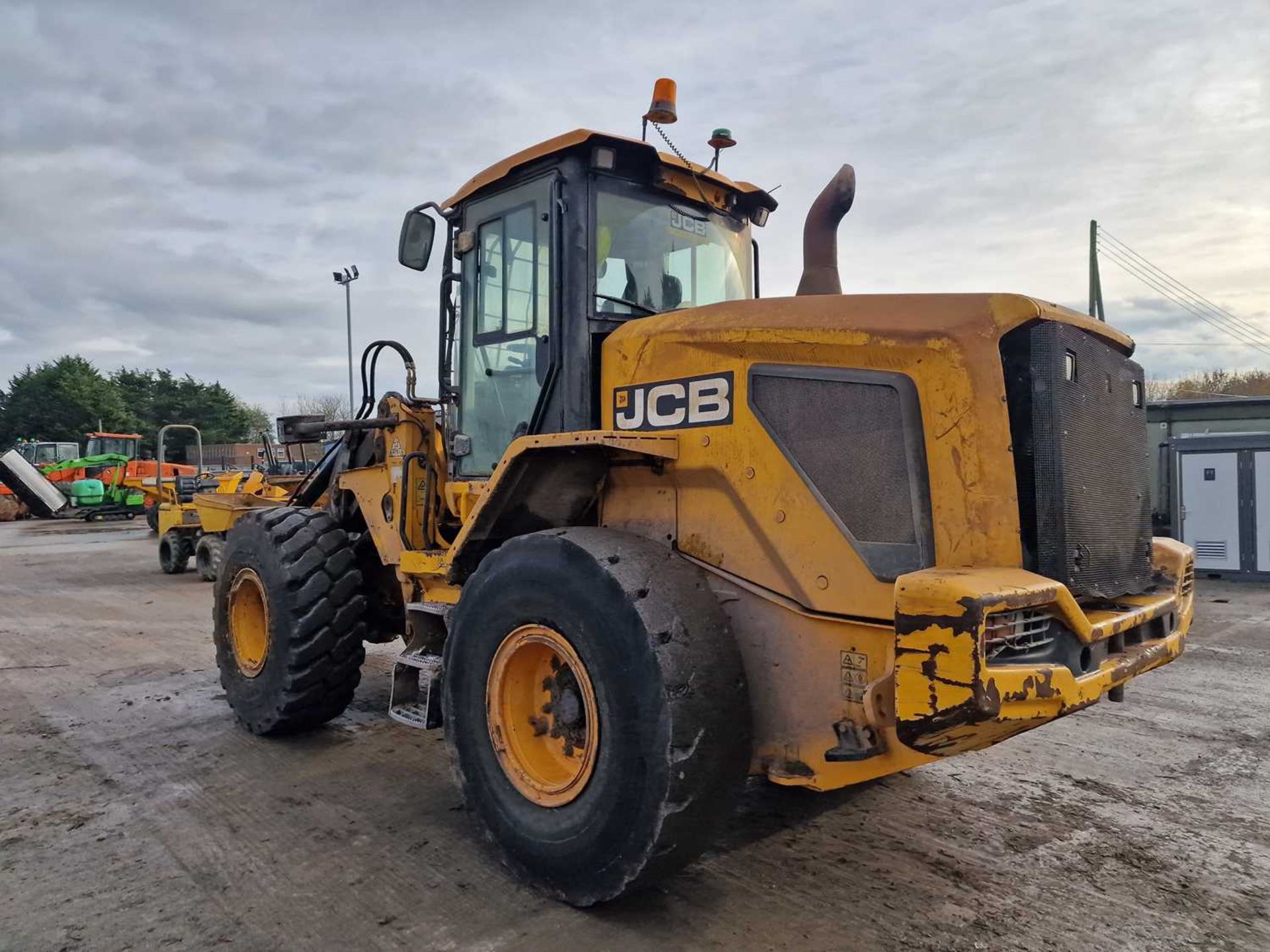 JCB 437 Wheeled Loader, High Lift Boom, QH, Reverse Camera, A/C - Image 3 of 27