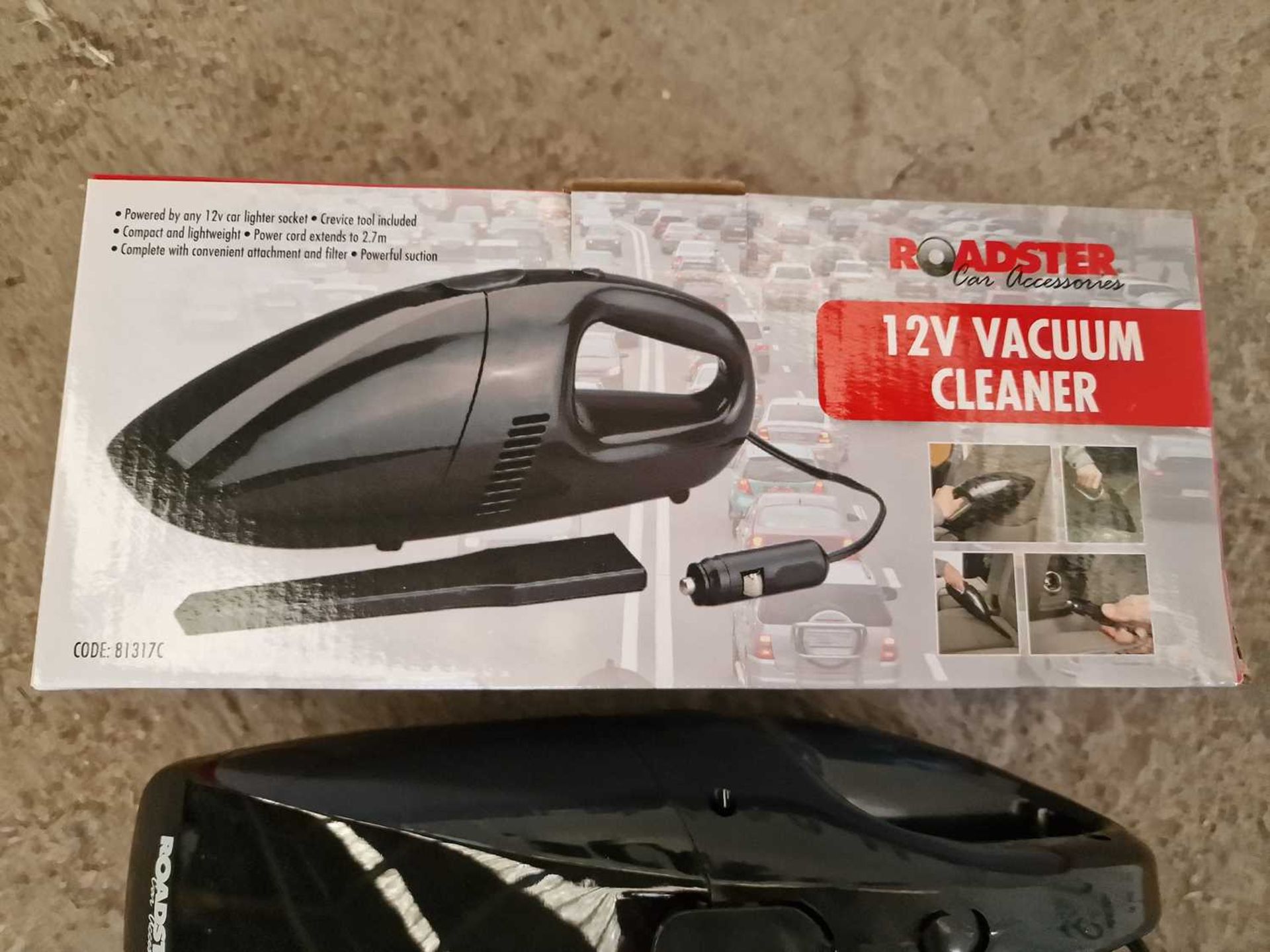 Roadster 12Volt Vehicle Vacuum Cleaner - Image 3 of 3